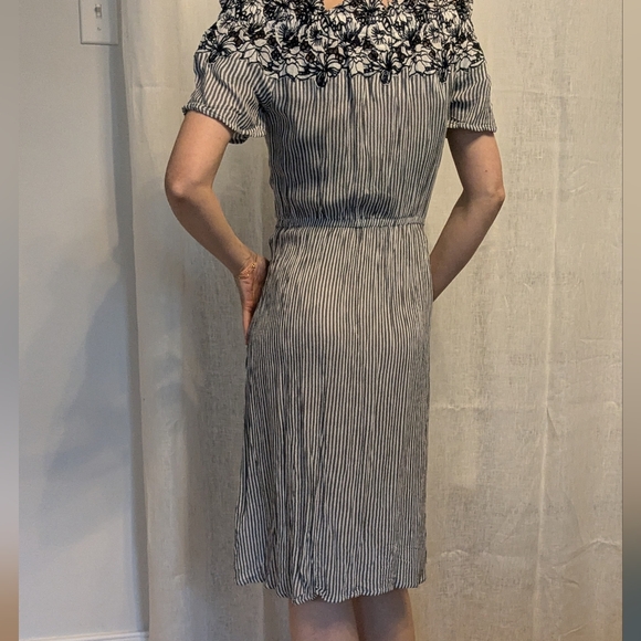 Blue and white striped midi dress - Picture 7 of 7